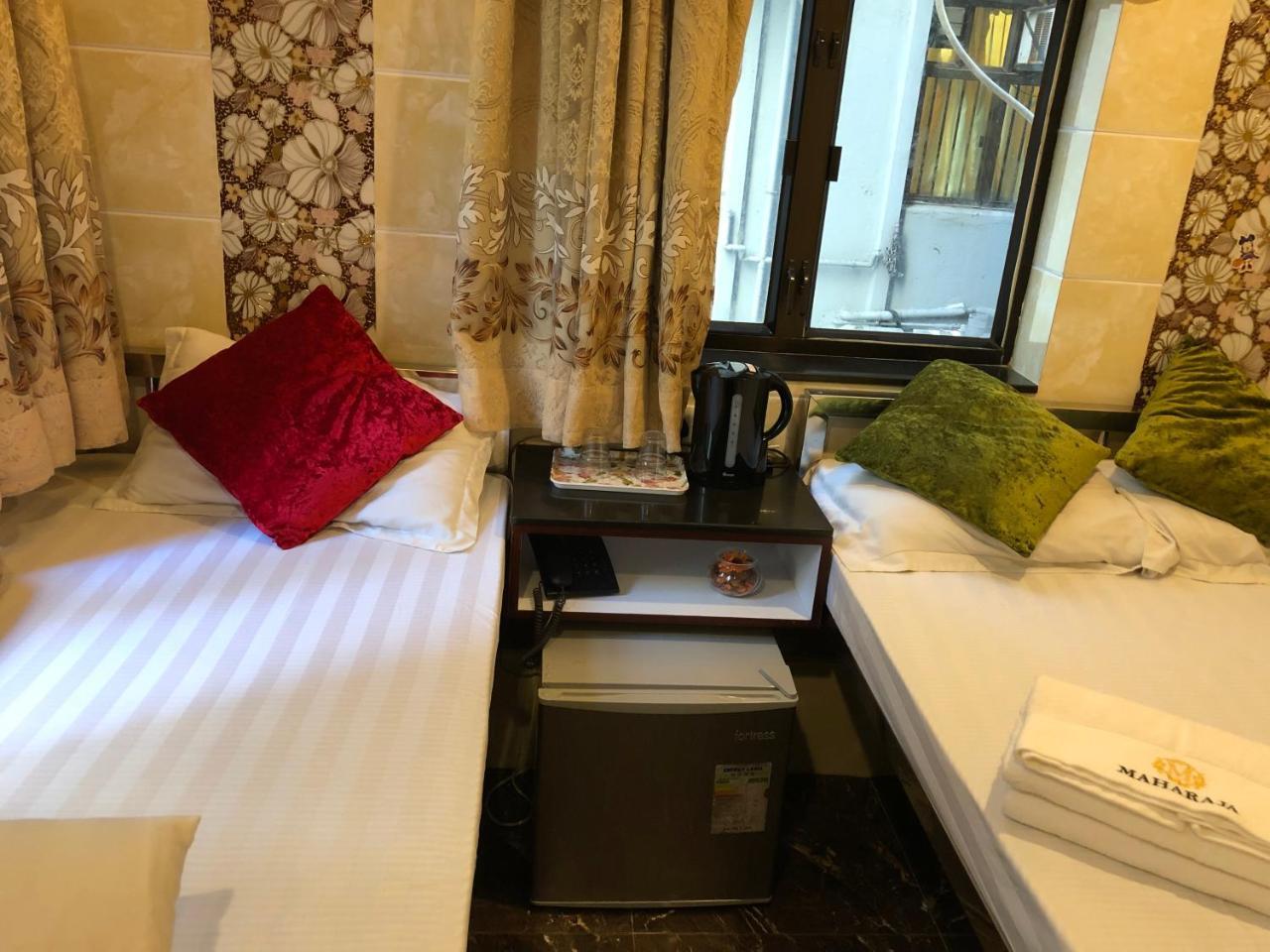 Safari Hotel Tsim Sha Tsui  Esterno foto
